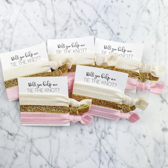 Bridesmaid Hair Tie Favors (5 Sets) - Picture 3 of 4